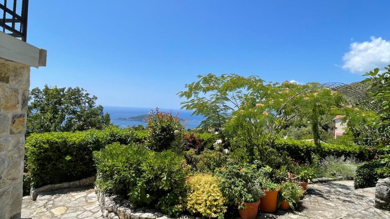Mountains Villa Near Budva Exterior photo